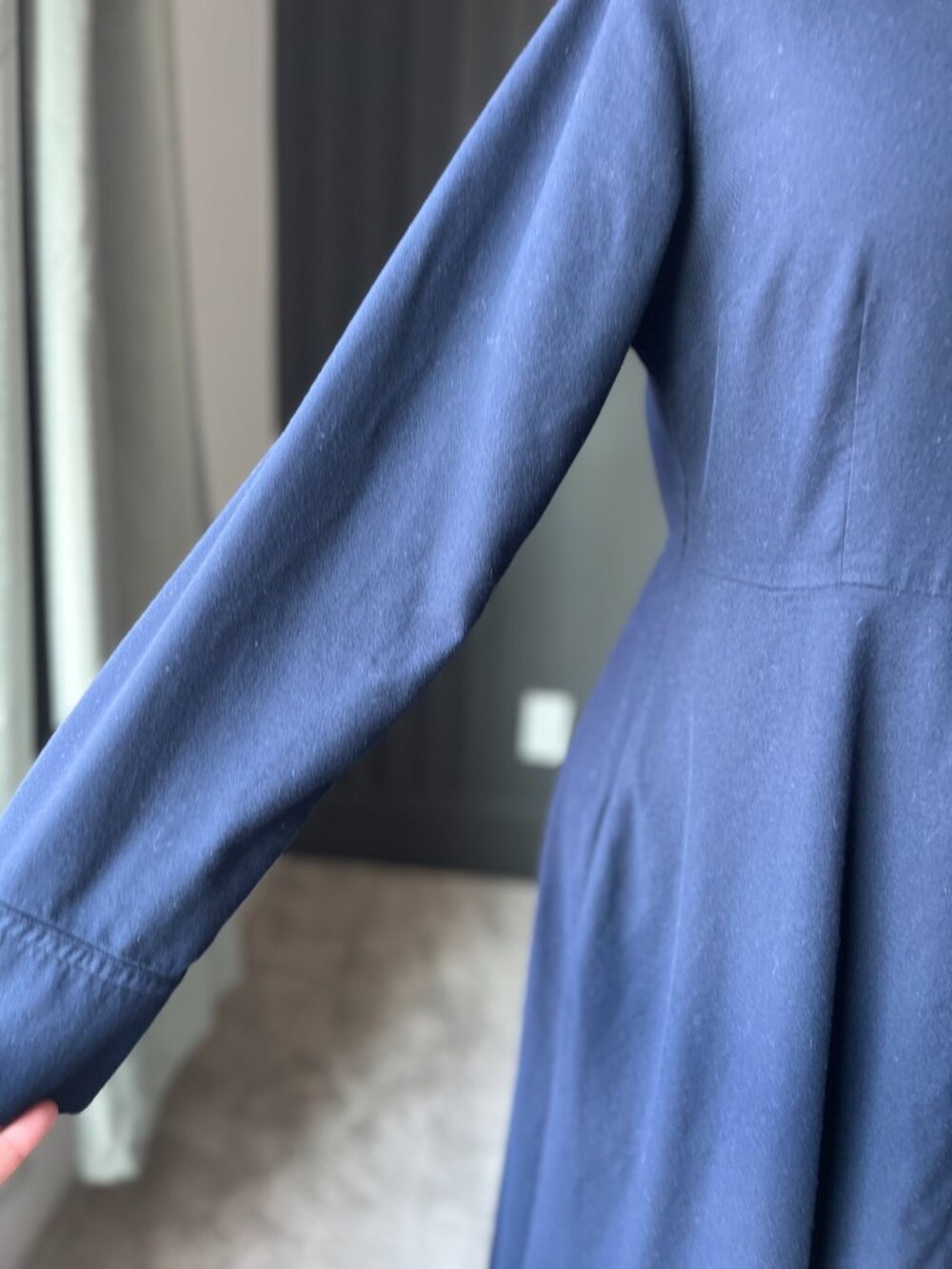 Uniqlo long-sleeve A-line shirt dress in navy - Picture 2 of 14